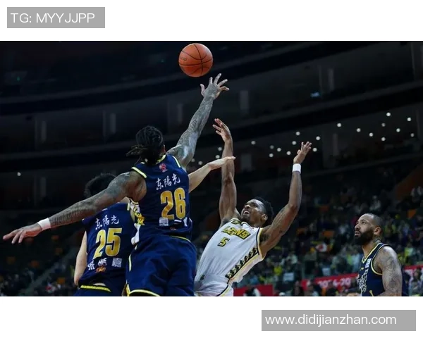 广厦与四川篮球对决直播全程回顾精彩瞬间与赛后分析