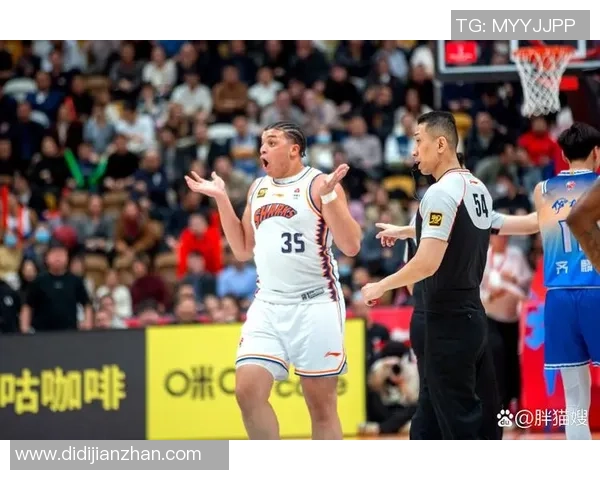 巨人队与喷射机队的精彩对决回顾与分析