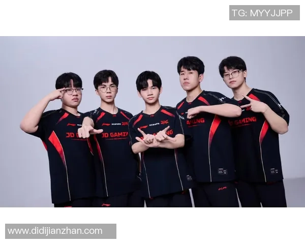 专业分析：JDG战队如何通过整体压制打法掌控比赛节奏与胜利